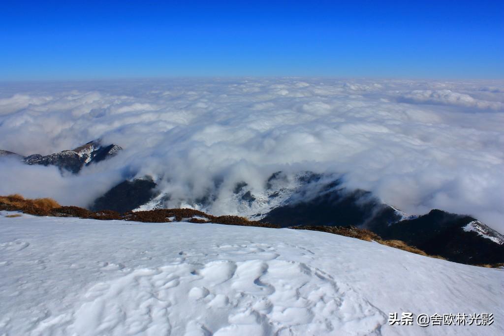 雪山之光，白雪與陽(yáng)光的完美舞蹈